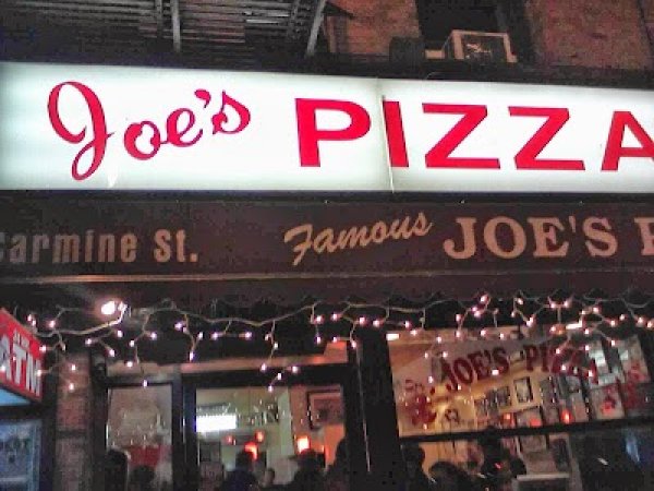Le restaurant Joe s Pizza - Carmine St