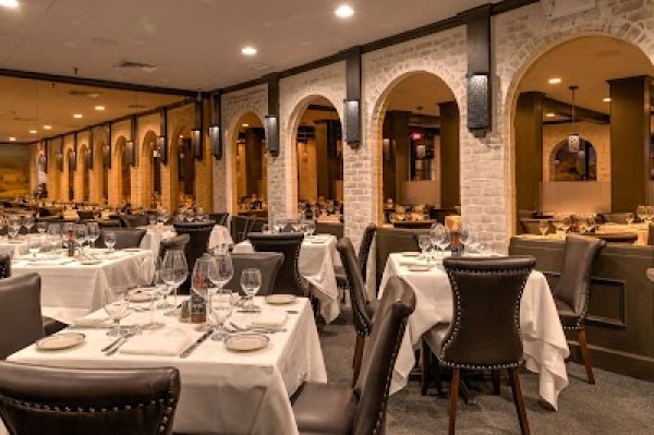 Le restaurant Tuscany Steakhouse
